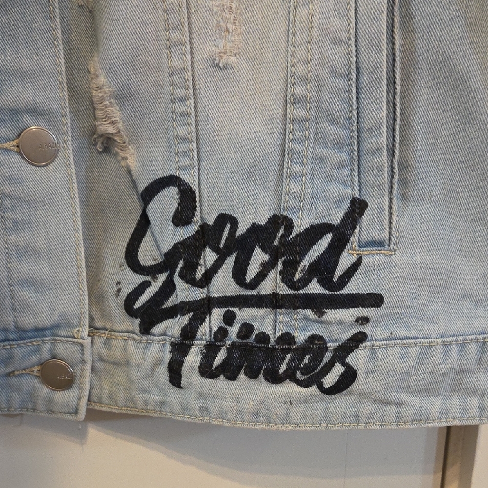 American Bazi Light Blue Denim Jacket with Text Details - Picture 4 of 8